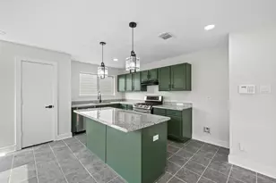 11720 Longwood Garden Way, Houston, TX 77047 - Photo 12