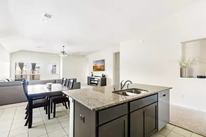 8026 Brooks Crossing Drive, Baytown, TX 77521 - Photo 16