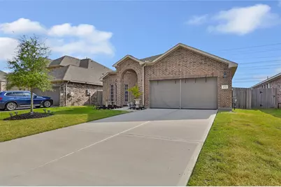 8026 Brooks Crossing Drive, Baytown, TX 77521 - Photo 2