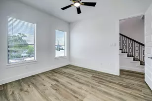 1303 E 27th St, Houston, TX 77009 - Photo 20
