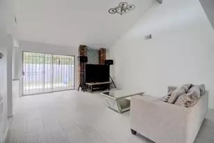 12743 Grand Cross Ln, Houston, TX 77072 - Photo 18