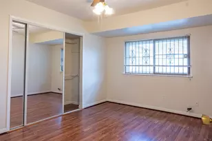 3930 Knottynold Ln Ln, Houston, TX 77053 - Photo 6