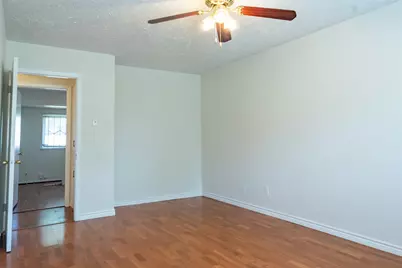 3930 Knottynold Ln Lane, Houston, TX 77053 - Photo 10