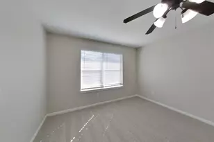 12022 Green Bluff Ct, Houston, TX 77044 - Photo 6