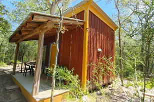 278 Country Way, Smithville, TX 78957 - Photo 6