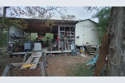 278 Country Way, Smithville, TX 78957 - Photo 14