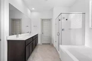 723 Kingwood Dr, League City, TX 77573 - Photo 24