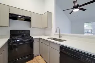 17008 Mercado Dr, Houston, TX 77083 - Photo 12