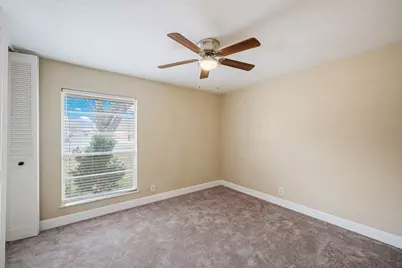 7118 Glen Point, Windcrest, TX 78239 - Photo 16