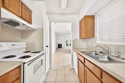 1515 Sandy Springs Road #3001, Houston, TX 77042 - Photo 16