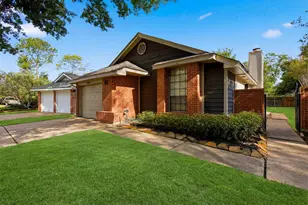 8518 Pool Creek Dr, Houston, TX 77095 - Photo 2