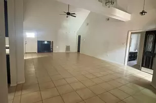 6918 Puerta Vista Ln, Houston, TX 77083 - Photo 4