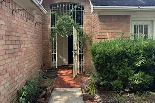 6918 Puerta Vista Ln, Houston, TX 77083 - Photo 2