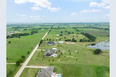 9075 Loop Road, Bellville, TX 77418 - Photo 46