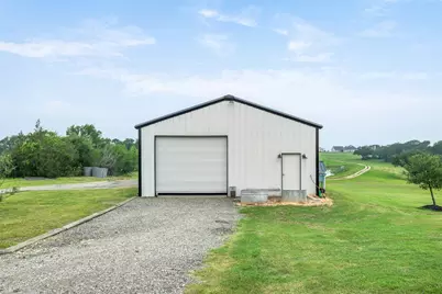 9075 Loop Road, Bellville, TX 77418 - Photo 38