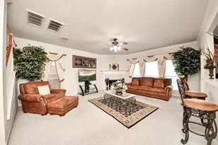 3035 Aspen Hollow Ln, Sugar Land, TX 77479 - Photo 8