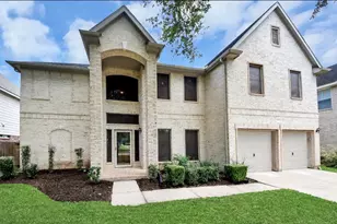 3035 Aspen Hollow Ln, Sugar Land, TX 77479 - Photo 2