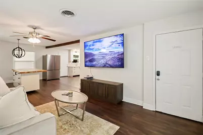 916 N Chenango Street, Angleton, TX 77515 - Photo 6