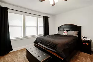 916 N Chenango St, Angleton, TX 77515 - Photo 8