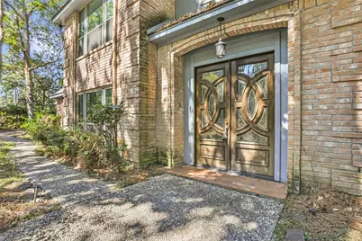 2903 Woods Estates Drive, Houston, TX 77339 - Photo 2