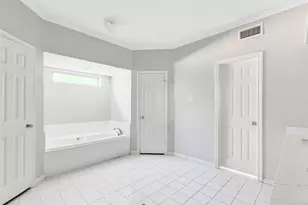 2903 Woods Estates Dr, Houston, TX 77339 - Photo 34