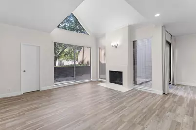 336 Litchfield Lane, Houston, TX 77024 - Photo 2
