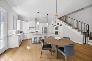 270 Green Blvd, Shenandoah, TX 77384 - Photo 8