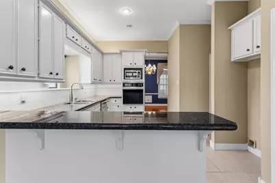 105 Strawberry Drive, Lake Jackson, TX 77566 - Photo 8