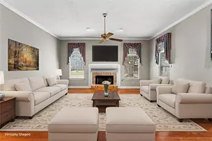 105 Strawberry Dr, Lake Jackson, TX 77566 - Photo 4