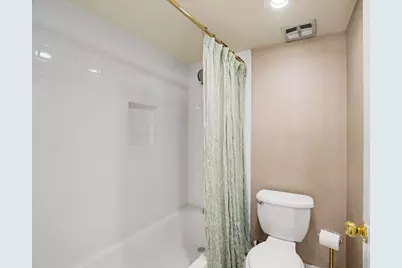 7575 Katy Freeway #84, Houston, TX 77024 - Photo 26
