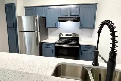 4400 Memorial Drive #30-1204, Houston, TX 77007 - Photo 4