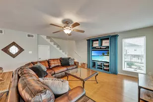 1327 Tiki Dr, Tiki Island, TX 77554 - Photo 6