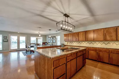 1327 Tiki Drive, Tiki Island, TX 77554 - Photo 12