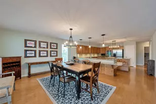 1327 Tiki Dr, Tiki Island, TX 77554 - Photo 2