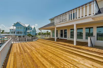 1327 Tiki Drive, Tiki Island, TX 77554 - Photo 38