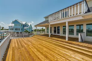 1327 Tiki Dr, Tiki Island, TX 77554 - Photo 38