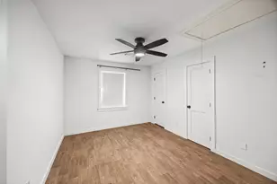 9715 Greenwillow St, Houston, TX 77096 - Photo 20