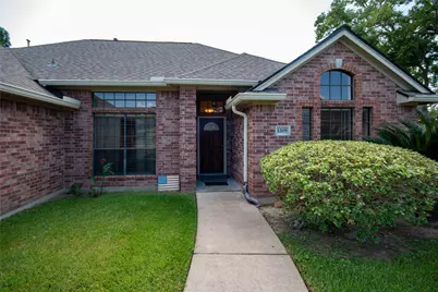 1208 Parkwest Street, Texas City, TX 77591 - Photo 2