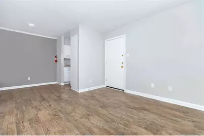 201 Dixie Drive, Clute, TX 77531 - Photo 4