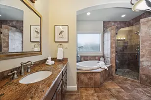 1002 Cowards Creek Ct, Friendswood, TX 77546 - Photo 26