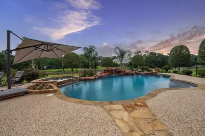 1002 Cowards Creek Court, Friendswood, TX 77546 - Photo 40