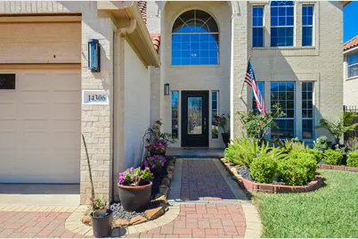 14306 Manorbier Lane, Sugar Land, TX 77498 - Photo 4