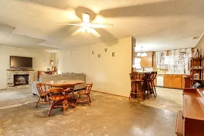 408 E Cheek Street, Montague, TX 76265 - Photo 10