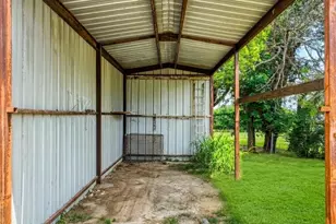 408 E Cheek St, Montague, TX 76265 - Photo 36