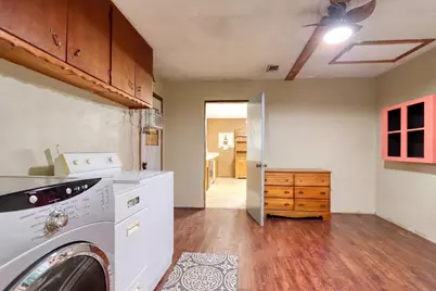 408 E Cheek Street, Montague, TX 76265 - Photo 24