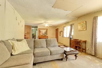 408 E Cheek Street, Montague, TX 76265 - Photo 16