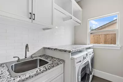 1938 Pech Road, Houston, TX 77055 - Photo 18