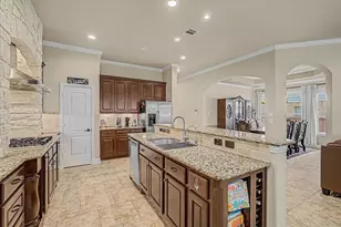 102 N Victoriana Cir, Spring, TX 77389 - Photo 16