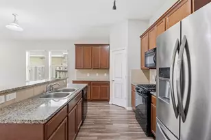 135 Piney Pathway, Magnolia, TX 77354 - Photo 6