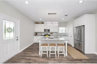 410 N 4th Street, Beasley, TX 77417 - Photo 8